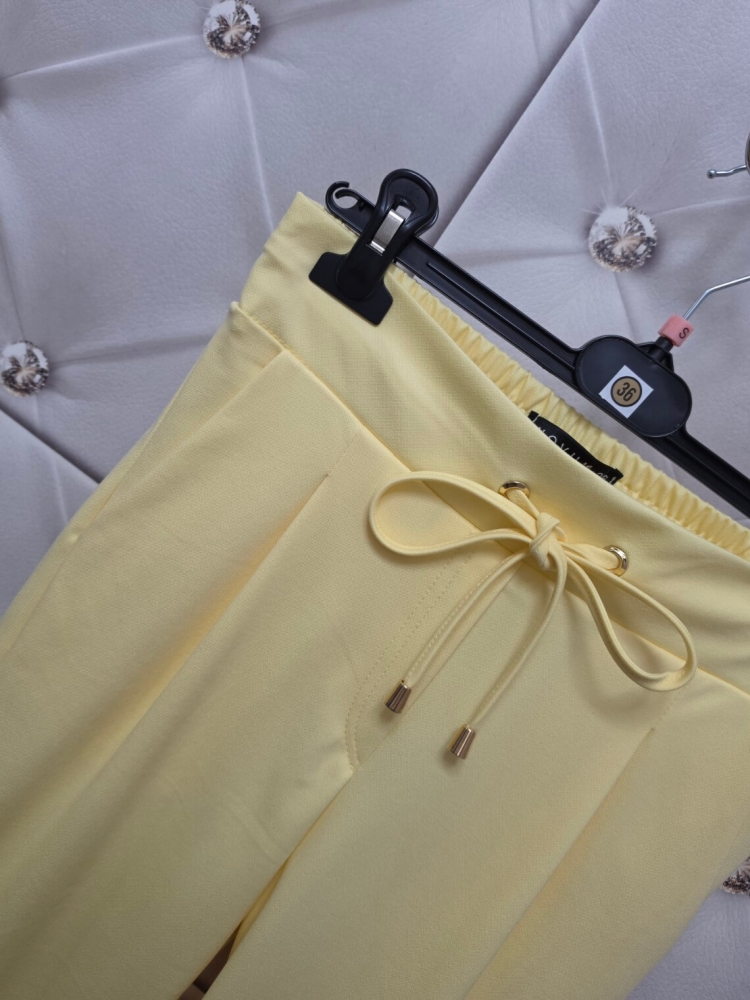 spodnie-cygaretki-novum-zolte-elastyczne-z-troczkiem-7-8-damskie-eleganckie-wygodne-kieszenie-eleganckie-sportowe-polska-produkcja-wiskoza-elastan-butik-szykownia-8