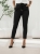 spodnie-cygaretki-novum-czarne-elastyczne-z-troczkiem-7-8-damskie-eleganckie-wygodne-kieszenie-eleganckie-sportowe-polska-produkcja-wiskoza-elastan-butik-szykownia-1