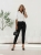 spodnie-cygaretki-novum-czarne-elastyczne-z-troczkiem-7-8-damskie-eleganckie-wygodne-kieszenie-eleganckie-sportowe-polska-produkcja-wiskoza-elastan-butik-szykownia-7
