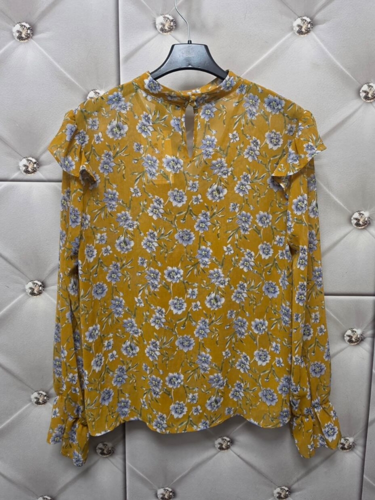 bluzka-elviana-musztardowa-kwiaty-dekolt-v-choker-falbanka-rekaw-dlugi-elegancka-bluzka-damska-wiosenna-kwiatowy-print-modna-bluzka-damska-uniwersalna-butik-szykownia-10