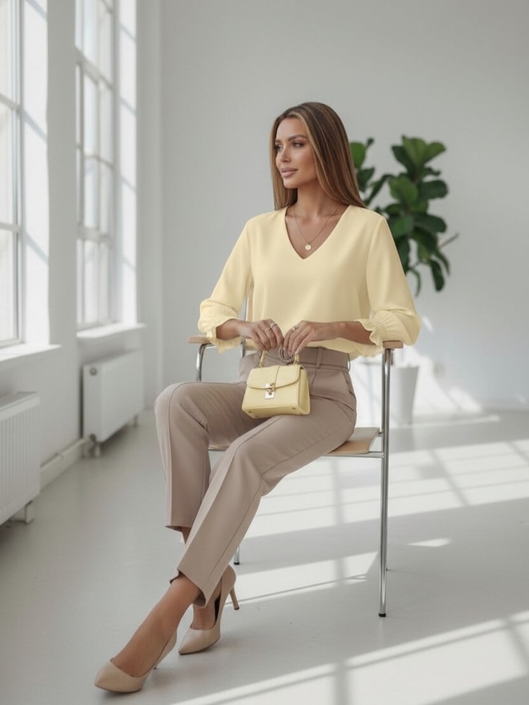 bluzka-pastelowa-zolta-madex-dekolt-v-rekaw-7-8-marszczenie-falbanka-polska-produkcja-elegancka-bluzka-damska-modna-bluzka-klasyczna-wiosna-butik-szykownia-2