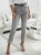spodnie-jeansy-msara-bf3201-e-mom-fit-jasnoszare-elastyczne-cienki-jeans-z-paskiem-fashion-jeans-damskie-wiosna-lato-butik-szykownia-1
