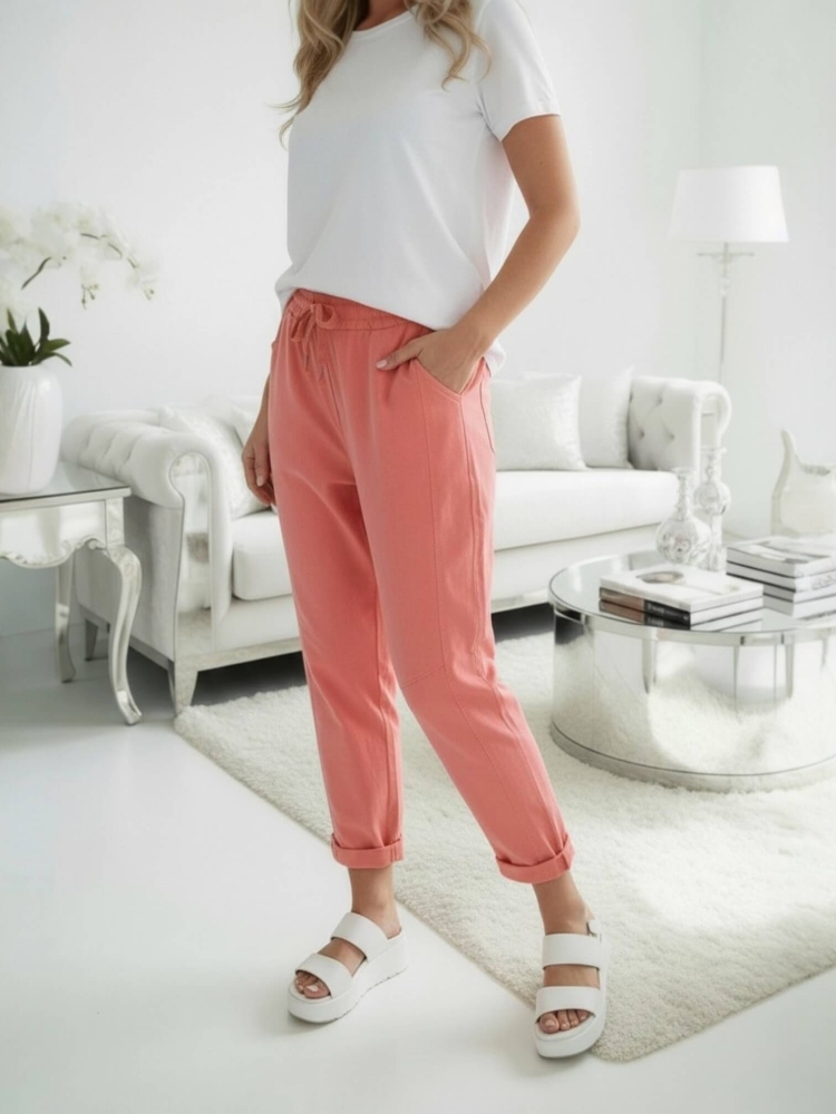 spodnie-joggery-estos-coriselle-lososiowe-koralowe-oversize-elastyczne-wloskie-spodnie-damskie-troczek-guma-w-pasie-kieszenie-wiskoza-nylon-elastan-wiosenne-spodnie-casual-butik-szykownia-5