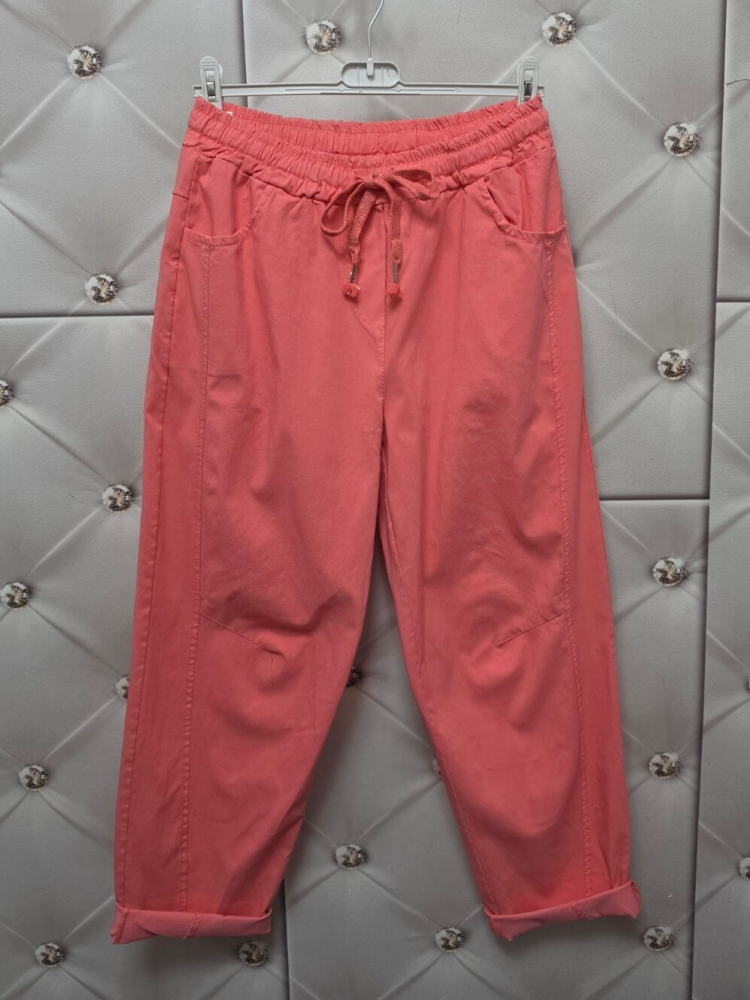 spodnie-joggery-estos-coriselle-lososiowe-koralowe-oversize-elastyczne-wloskie-spodnie-damskie-troczek-guma-w-pasie-kieszenie-wiskoza-nylon-elastan-wiosenne-spodnie-casual-butik-szykownia-8