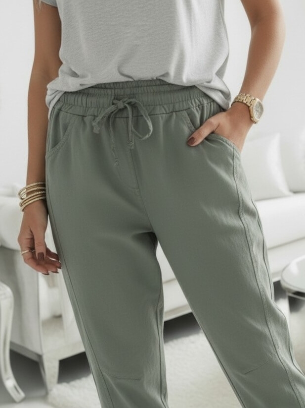 spodnie-joggery-estos-coriselle-zielone-khaki-oversize-elastyczne-wloskie-spodnie-damskie-troczek-guma-w-pasie-kieszenie-wiskoza-nylon-elastan-wiosenne-spodnie-casual-butik-szykownia-2