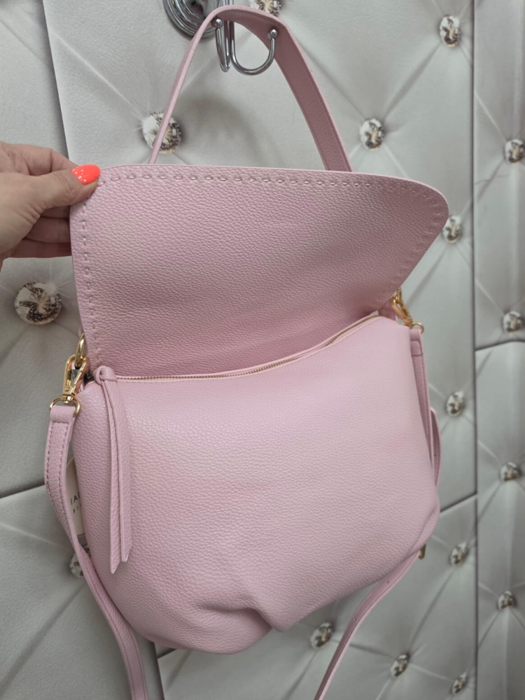 torebka-diana-co-dtl703-3-cukierkowy-roz-klapka-pasek-odpinany-zamek-zlote-okucia-kieszonki-damska-elegancka-faux-leather-butik-szykownia-10