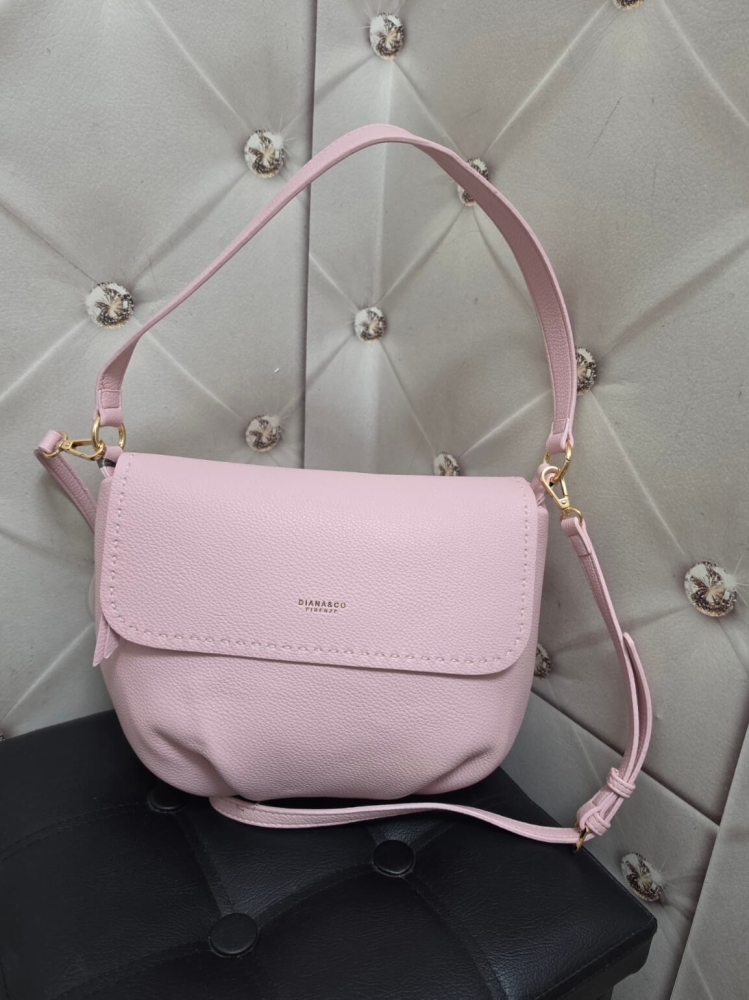 torebka-diana-co-dtl703-3-cukierkowy-roz-klapka-pasek-odpinany-zamek-zlote-okucia-kieszonki-damska-elegancka-faux-leather-butik-szykownia-12