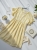 sukienka-almeria-pastelowy-zolty-oversize-kwiaty-3d-falbanka-rozkloszowana-krotki-rekaw-wiskoza-poliester-wloska-modna-wiosna-lato-2026-lekka-kobieca-butik-szykownia-3