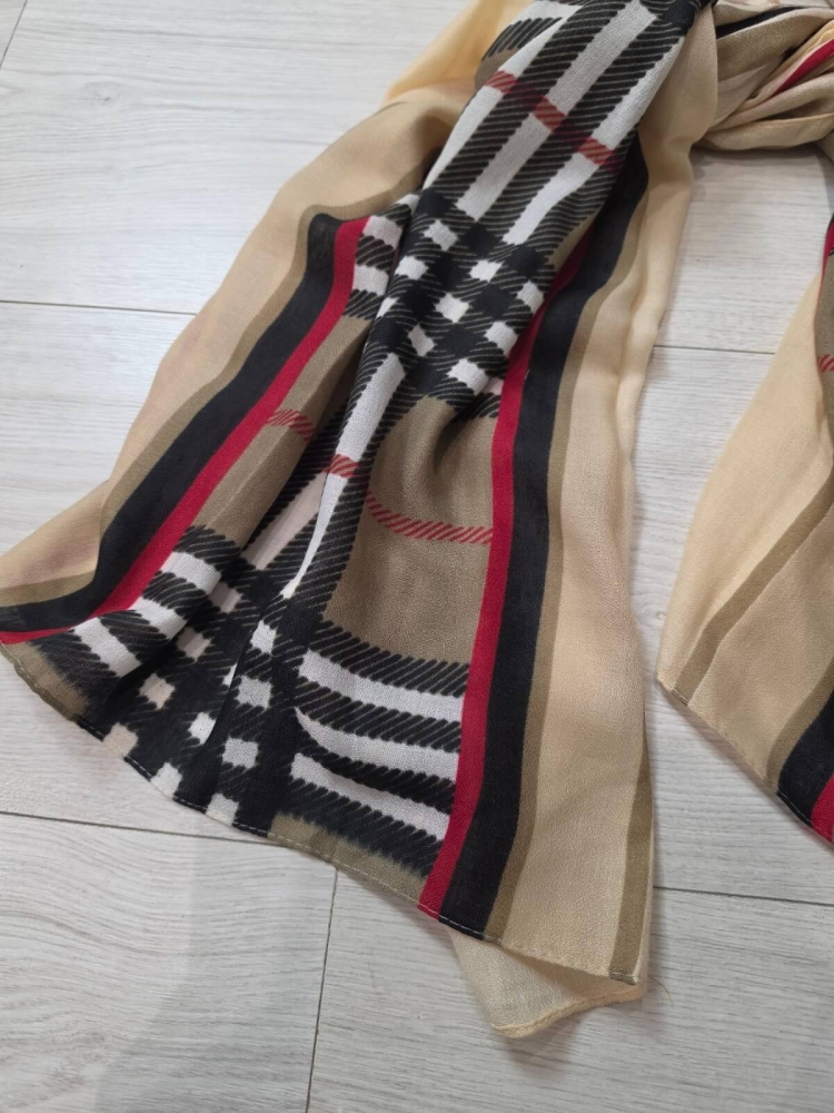 apaszka-szal-virella-bezowa-krata-paski-czarny-czerwony-taupe-ecru-wiskoza-lekka-elegancka-wiosenna-stylowa-butik-szykownia-12