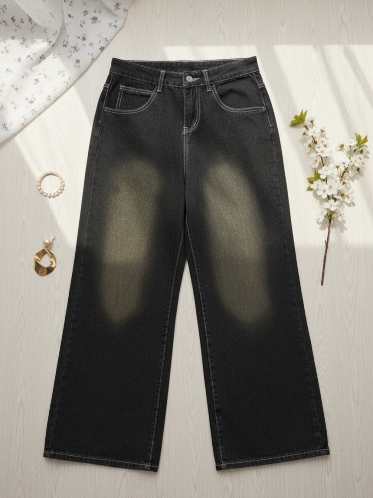 spodnie-jeansy-varelle-czarne-straight-wide-leg-przetarcia-wysoki-stan-szerokie-nogawki-modne-damskie-jeansy-nieelastyczne-butik-szykownia-3