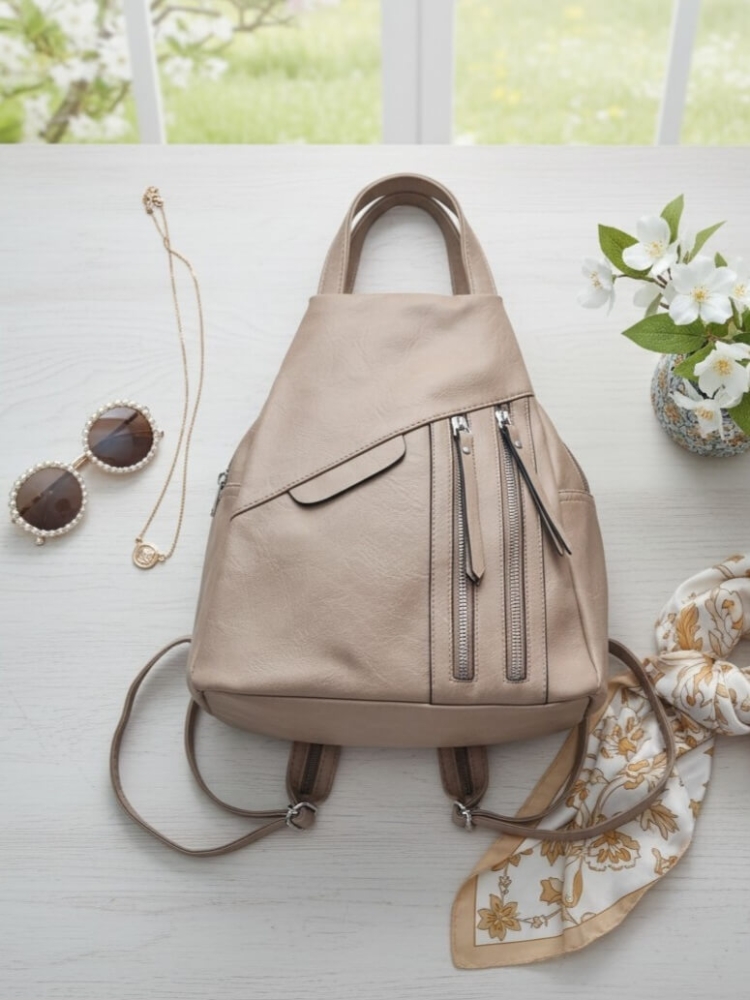 plecak-torebka-6235-bezowy-taupe-ekoskora-miejski-modny-praktyczny-zamek-kieszenie-butik-szykownia-1