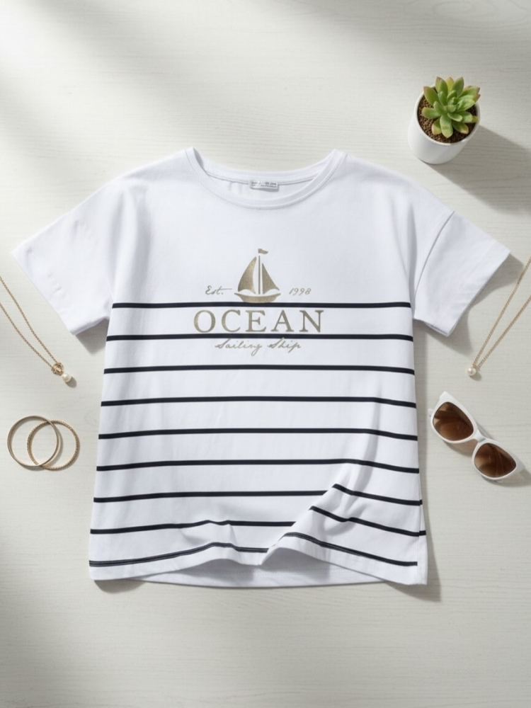 bluzka-tshirt-latynka-ocean-biala-paski-granatowe-nadruk-ocean-sailing-ship-bawelna-elastan-letnia-bluzka-damska-marynarski-styl-butik-szykownia-3