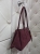 torebka-floraco-f7579-bordowa-bowling-elegancka-damska-zamszowa-ekoskora-pojemna-trzy-komory-zlote-okucia-breloczek-modna-klasyczna-butik-szykownia-6