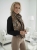 apaszka-szal-virella-panterka-braz-bez-czern-animal-print-lekki-szal-damski-wiskoza-elegancki-dodatek-wiosenny-modny-szal-butik-szykownia-5