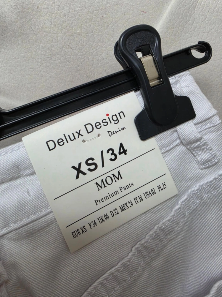 jeansy-mom-fit-biale-delux-design-1998-2-elastyczne-spodnie-damskie-wysoki-stan-bawelna-wiosenne-modne-butik-szykownia-8