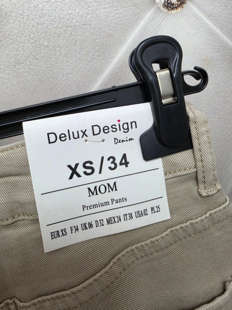 jeansy-mom-fit-bezowe-damskie-delux-design-1998-11-elastyczne-spodnie-jeans-jasny-bez-wysoki-stan-wiosenne-butik-szykownia-11