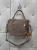 torebka-zamszowa-floraco-f7512-taupe-bezowa-elegancka-torebka-damska-na-ramie-do-reki-z-paskiem-regulowanym-zamek-kieszonki-breloczek-butik-szykownia-9