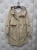 parka-glakate-bezowa-kurtka-damska-przejsciowa-lekka-bez-ocieplenia-z-kapturem-regulowana-talia-zamek-napy-kieszenie-krata-modna-wiosenna-plaszczyk-parka-butik-szykownia-11