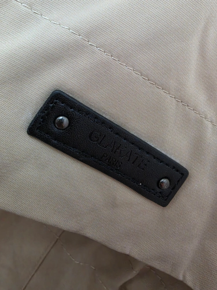 parka-glakate-bezowa-kurtka-damska-przejsciowa-lekka-bez-ocieplenia-z-kapturem-regulowana-talia-zamek-napy-kieszenie-krata-modna-wiosenna-plaszczyk-parka-butik-szykownia-16