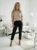 sweter-katrin-stayhere-bezowy-sweter-damski-nietoperz-dekolt-lodka-rekaw-do-lokcia-miekki-delikatny-dzianinowy-wysoka-jakosc-polska-produkcja-wiosenny-elegancki-codzienny-uniwersalny-rozmiar-butik-szykownia-5