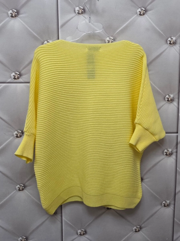 sweter-katrin-stayhere-zolty-sweter-damski-nietoperz-dekolt-lodka-rekaw-do-lokcia-miekki-delikatny-dzianinowy-wysoka-jakosc-polska-produkcja-wiosenny-elegancki-codzienny-uniwersalny-rozmiar-butik-szykownia-10