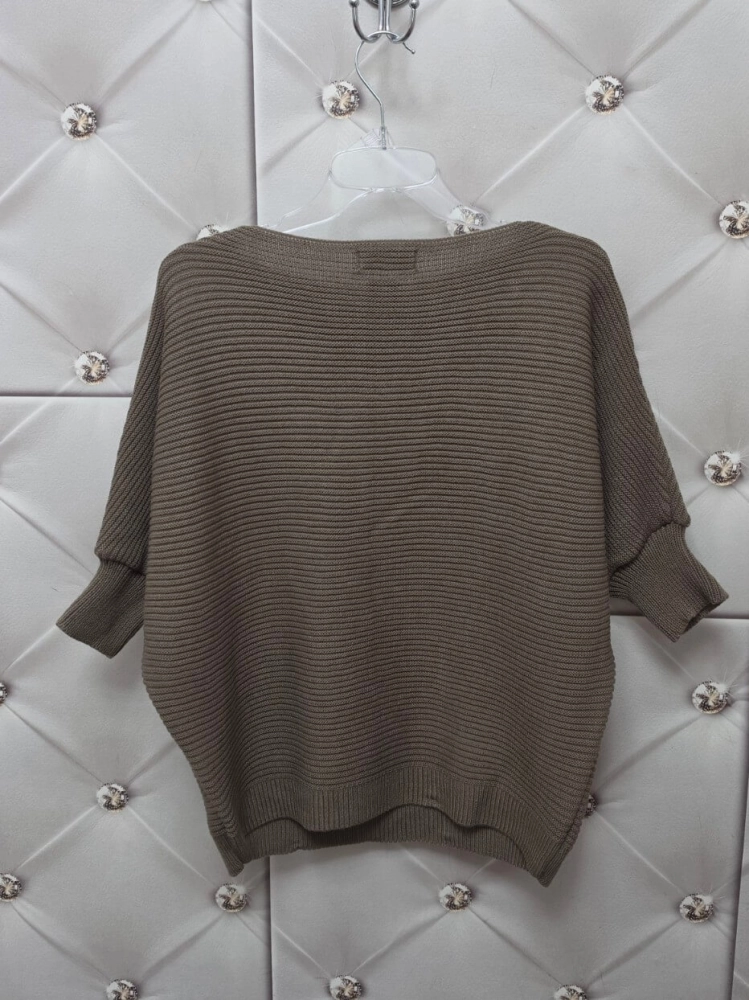 sweter-katrin-mocca-nietoperz-dekolt-lodka-stayhere-damski-elegancki-miekki-wiosenny-modny-basic-uniwersalny-butik-szykownia-10