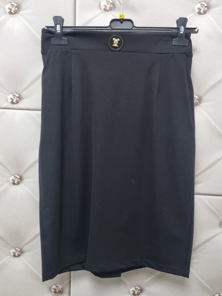 spodnica-olowkowa-kieszenie-naszywka-myszka-miki-czarna-big-size-butik-szykownia-11
