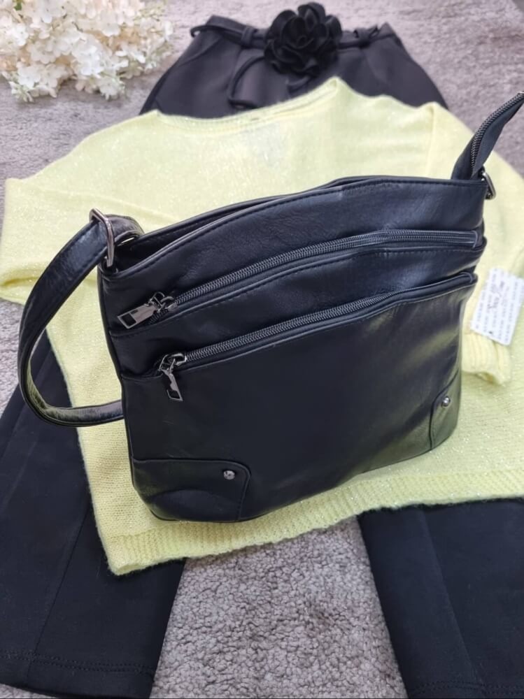 torebka-damska-czarna-listonoszka-l2195-srednia-na-ramie-crossbody-kieszenie-na-suwak-eko-skora-elegancka-codzienna-butik-szykownia-8