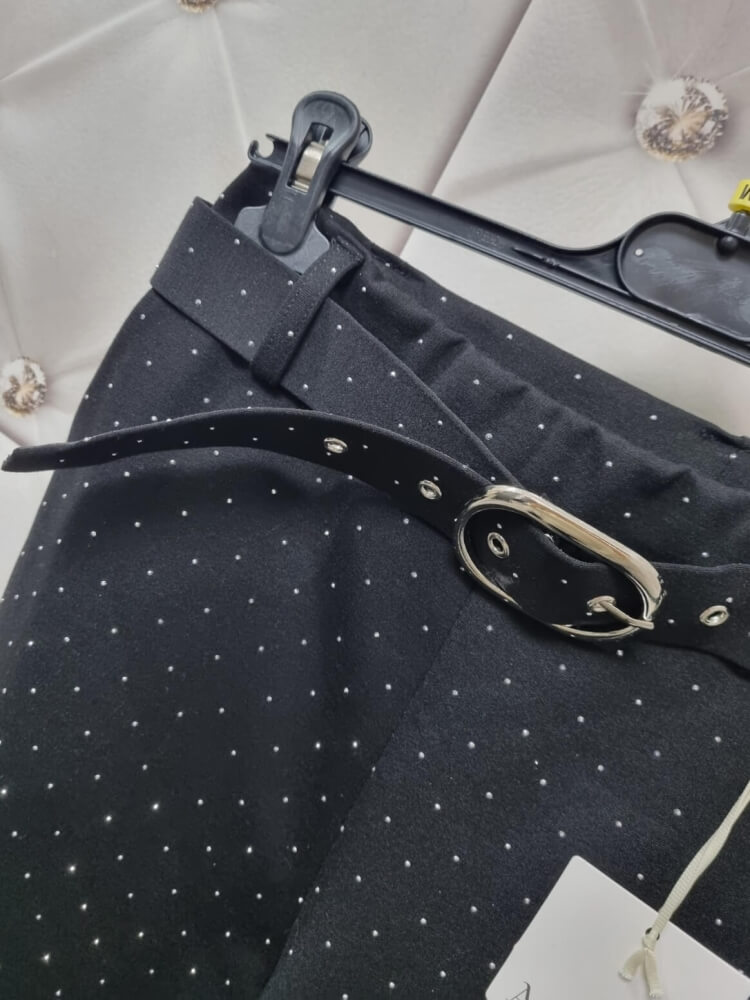 spodnie-alyna-czarne-szerokie-nogawki-guma-w-pasie-regulowany-pasek-cyrkonie-eleganckie-elastyczne-komplet-marynarka-butik-szykownia-8