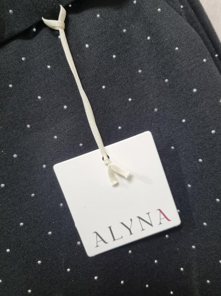 spodnie-alyna-czarne-szerokie-nogawki-guma-w-pasie-regulowany-pasek-cyrkonie-eleganckie-elastyczne-komplet-marynarka-butik-szykownia-10