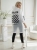 bialy-plaszcz-przeciwdeszczowy-bruno-rossi-d29-limitowana-edycja-raincoat-damski-wodoodporny-z-kapturem-oversize-lekki-na-deszcz-podrozny-modny-butik-szykownia-4