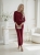 komplet-dzianinowy-bordowy-cosy-chic-elegancki-komplet-damski-wygodny-zestaw-damski-bluzka-spodnie-szerokie-nogawki-wiskoza-elastyczny-rozmiar-uniwersalny-modny-look-wiosna-2026-butik-szykownia-5