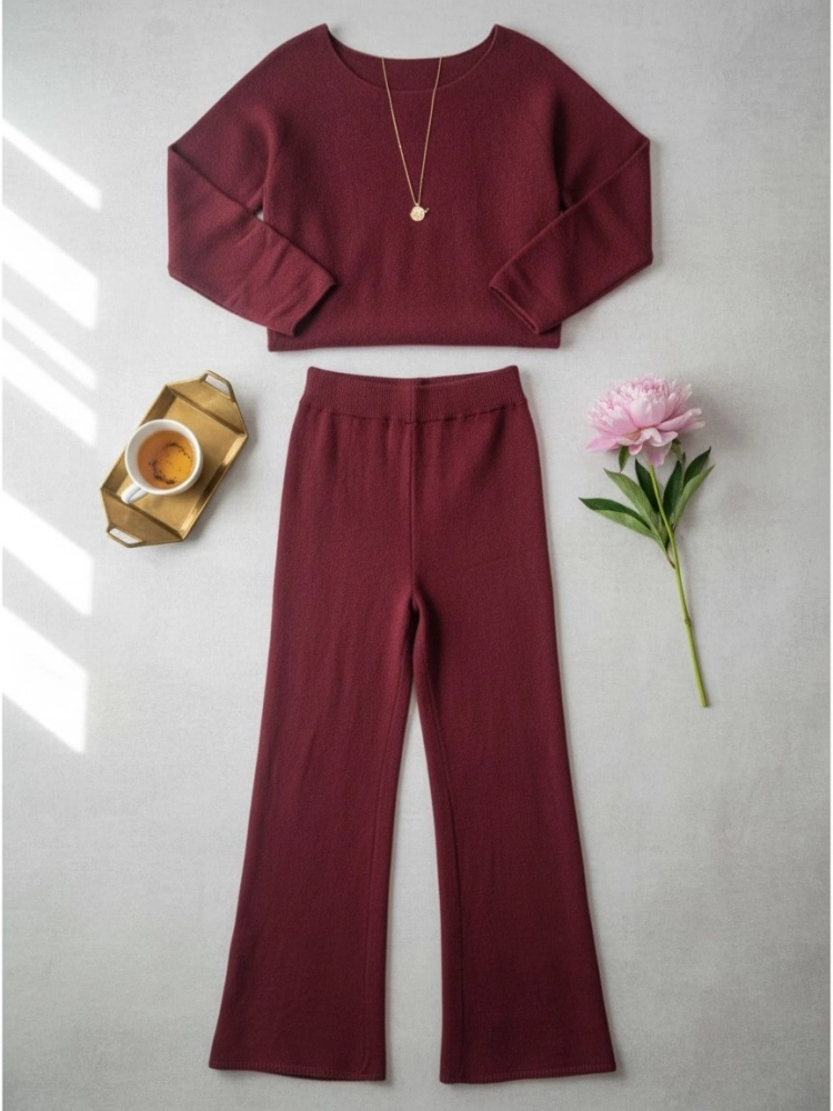 komplet-dzianinowy-bordowy-cosy-chic-elegancki-komplet-damski-wygodny-zestaw-damski-bluzka-spodnie-szerokie-nogawki-wiskoza-elastyczny-rozmiar-uniwersalny-modny-look-wiosna-2026-butik-szykownia-8