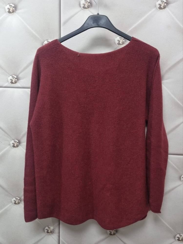 komplet-dzianinowy-bordowy-cosy-chic-elegancki-komplet-damski-wygodny-zestaw-damski-bluzka-spodnie-szerokie-nogawki-wiskoza-elastyczny-rozmiar-uniwersalny-modny-look-wiosna-2026-butik-szykownia-12