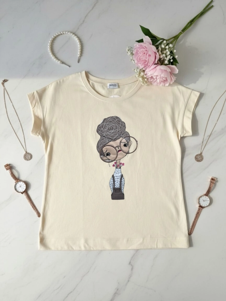 bluzka-tshirt-madnes-waniliowa-aplikacja-3d-krotki-rekaw-premium-polska-produkcja-bawelna-elastyczna-rozmiary-1-2-3-codzienna-elegancka-butik-szykownia-3