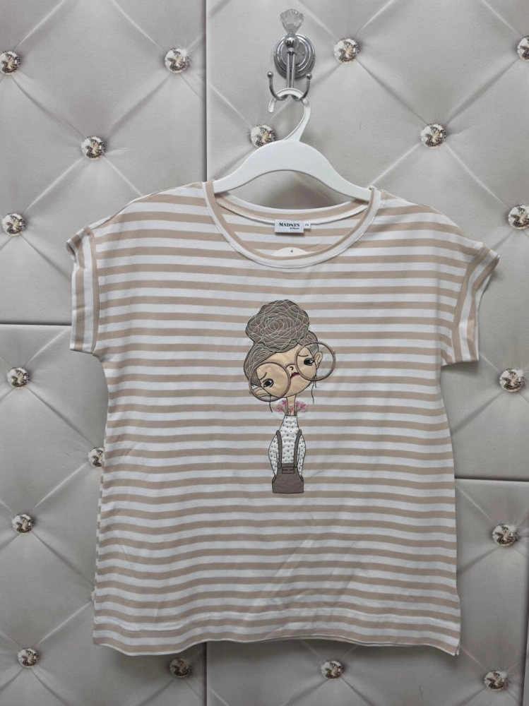 bluzka-tshirt-madnes-paski-bezowe-biale-aplikacja-3d-krotki-rekaw-premium-polska-produkcja-bawelna-elastyczna-rozmiary-1-2-3-codzienna-elegancka-butik-szykownia-8