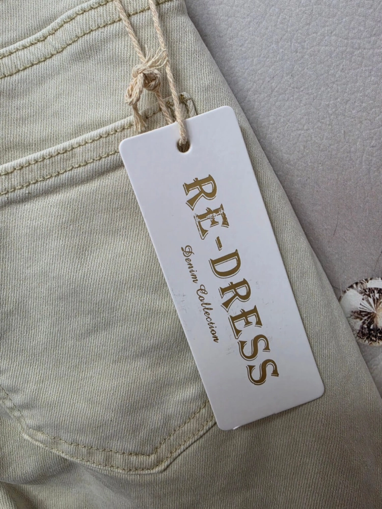 spodnie-jeansy-re-dress-re3101-2-mom-fit-jasny-bez-elastyczne-damskie-wysoki-stan-wiosenne-modne-casual-delux-design-butik-szykownia-6