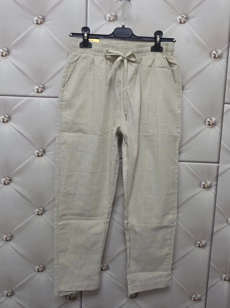 spodnie-paseczki-bella-bezowe-biale-paski-elastyczne-guma-troczek-casual-wygodne-wiosna-lato-duze-rozmiary-butik-szykownia-7