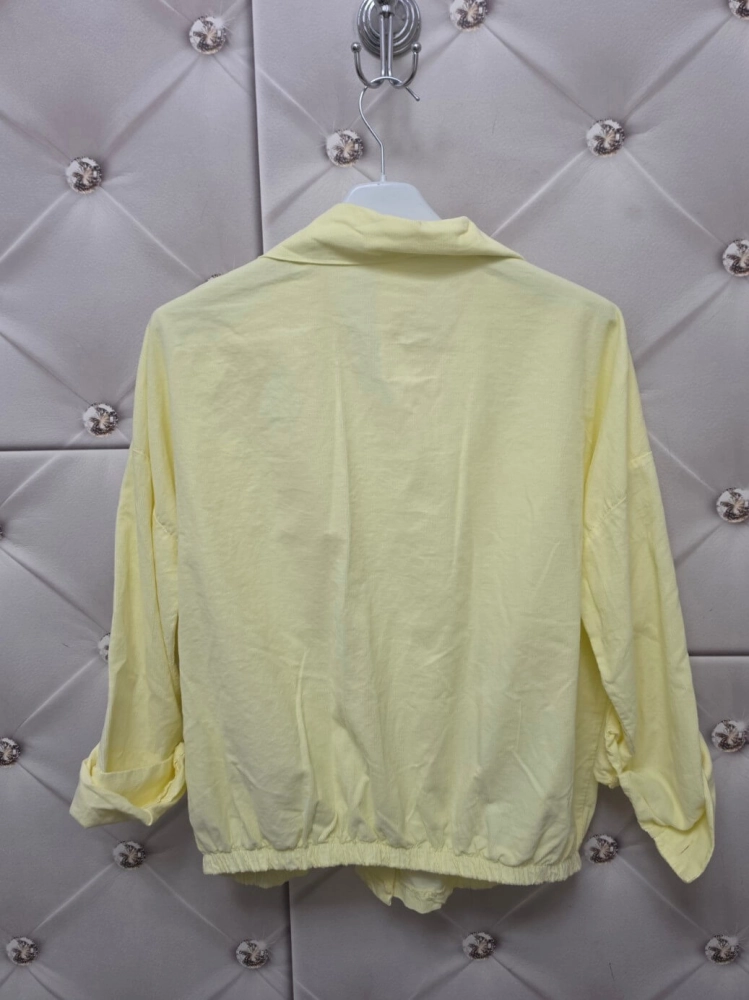 komplet-sztruksowy-blue-vento-pastelowy-zolty-bluza-spodnie-cienki-sztruks-bawelna-guma-w-pasie-pasek-mom-fit-wiosna-lato-butik-szykownia-13