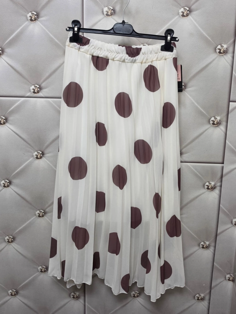 spodnica-plisowana-amara-dots-just-women-biala-czekoladowe-grochy-duze-kropki-midi-plisy-guma-w-pasie-wloska-produkcja-elegancka-wiosna-lato-butik-szykownia-8
