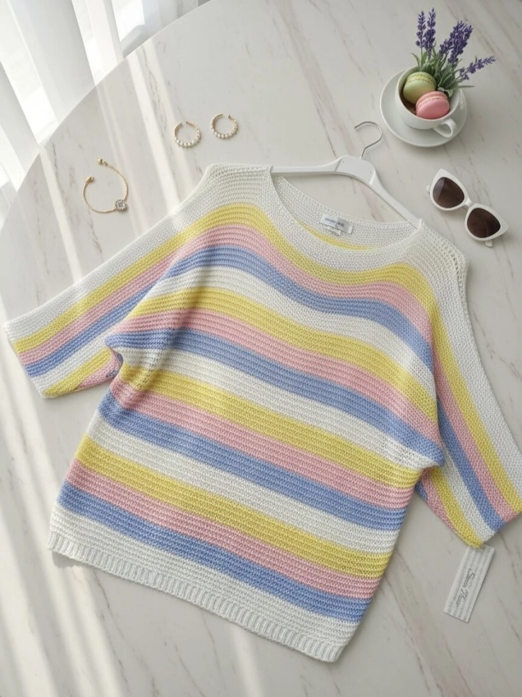 sweter-marina-pasy-biały-żółty-różowy-błękit-dekolt-lodka-kroj-nietoperz-rekaw-3-4-lekki-damski-akryl-wiosna-lato-butik-szykownia-4