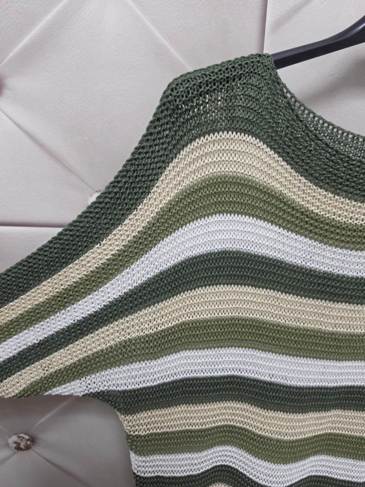 sweter-marina-pasy-ciemny-khaki-beżowy-jasny -khaki-biały-dekolt-lodka-kroj-nietoperz-rekaw-3-4-lekki-damski-akryl-wiosna-lato-butik-szykownia-9