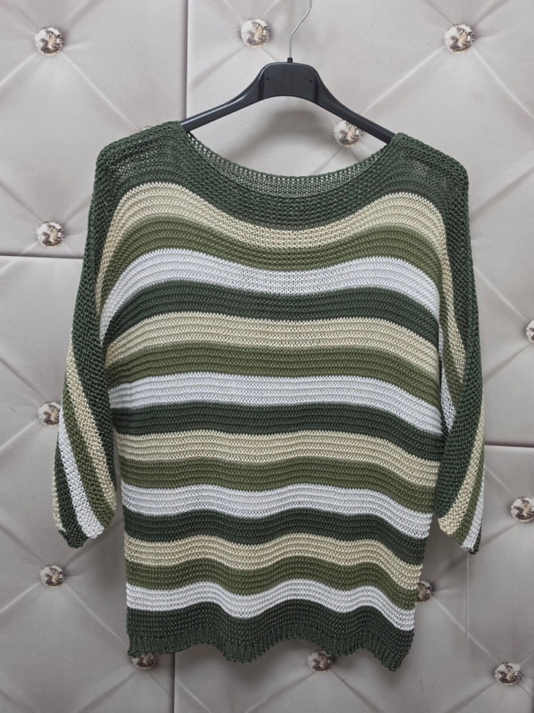 sweter-marina-pasy-ciemny-khaki-beżowy-jasny -khaki-biały-dekolt-lodka-kroj-nietoperz-rekaw-3-4-lekki-damski-akryl-wiosna-lato-butik-szykownia-10