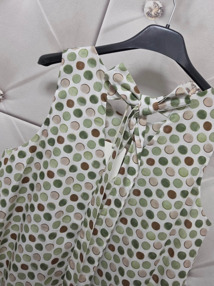 sukienka-lavina-biala-w-kropki-zielone-czekoladowe-bezowe-bawelniana-bez-rekawow-wiazana-z-tylu-falbanka-rozmiar-uniwersalny-butik-szykownia-10