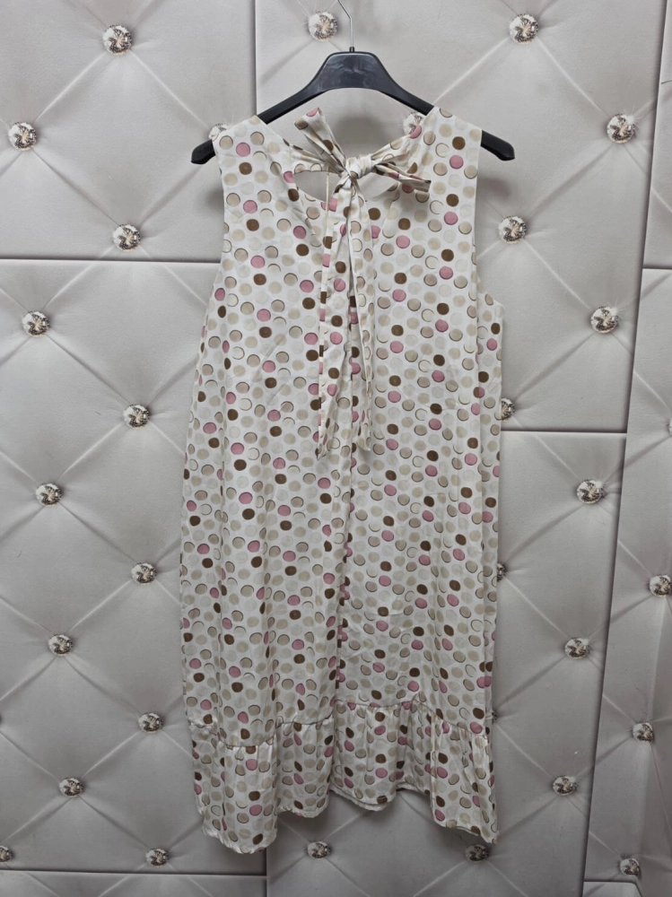 sukienka-lavina-biala-w-kropki-pudrowy-roz-czekoladowe-bezowe-bawelniana-bez-rekawow-wiazana-z-tylu-falbanka-rozmiar-uniwersalny-butik-szykownia-9