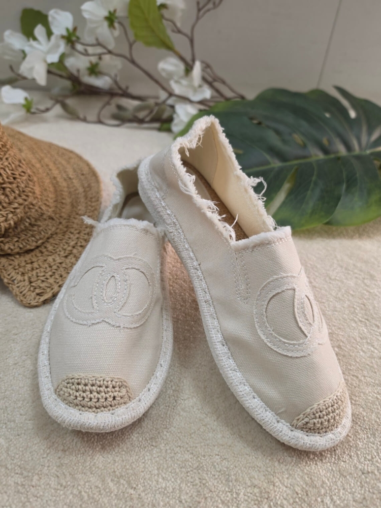 espadryle-boho-chantal-bezowe-jadne-ecru-wsuwane-letnie-juta-platforma-mokasyny-buty-damskie-wiosna-lato-butikszykownia-2