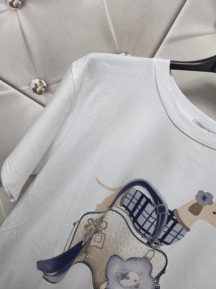 bluzka-tshirt-agape-biala-oversize-aplikacja-3d-torebka-granat-krotki-rekaw-bawelna-elastan-wloska-produkcja-modna-casual-wiosna-lato-butik-szykownia-7