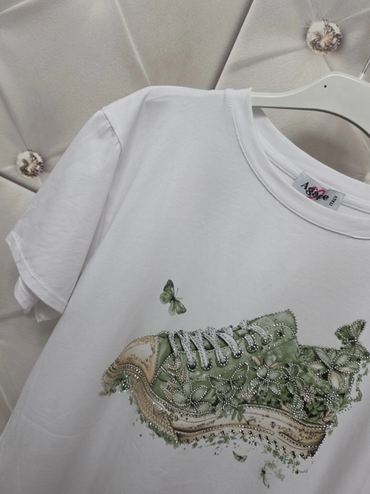 bluzka-tshirt-agape-biala-oversize-aplikacja-3d-trampek-zielony-krotki-rekaw-bawelna-elastan-wloska-produkcja-modna-casual-wiosna-lato-butik-szykownia-8