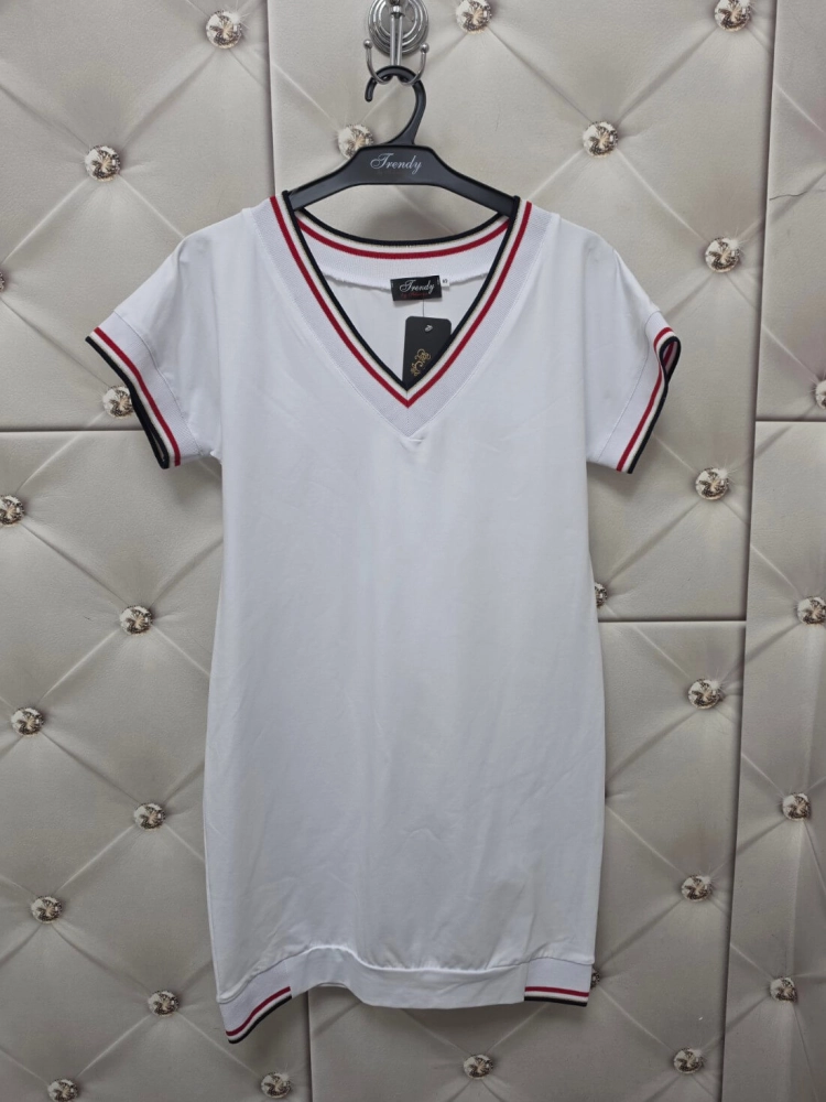 sukienka-vela-biala-bawelniana-dekolt-v-krotki-rekaw-trendy-sobiertex-polska-produkcja-letnia-sukienka-damska-butik-szykownia-12