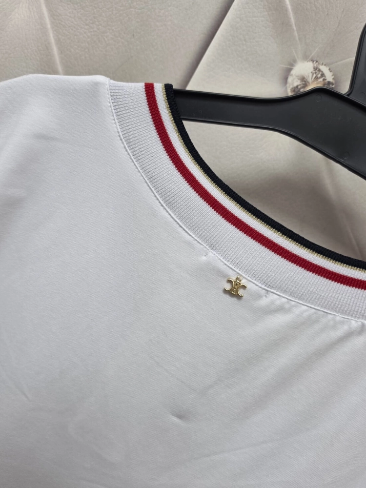 sukienka-vela-biala-bawelniana-dekolt-v-krotki-rekaw-trendy-sobiertex-polska-produkcja-letnia-sukienka-damska-butik-szykownia-14